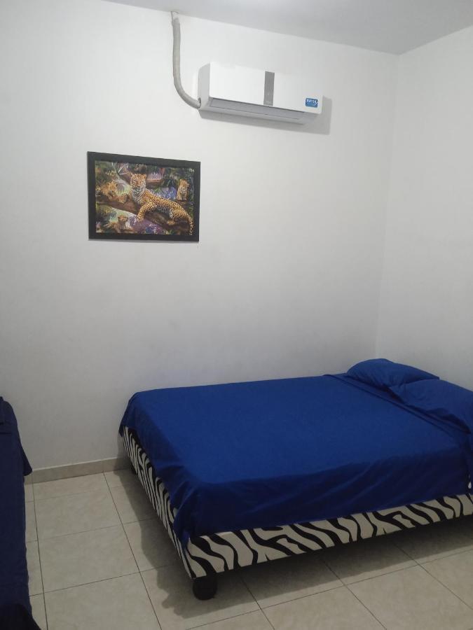 مانتا Hostal Playa Imperial المظهر الخارجي الصورة