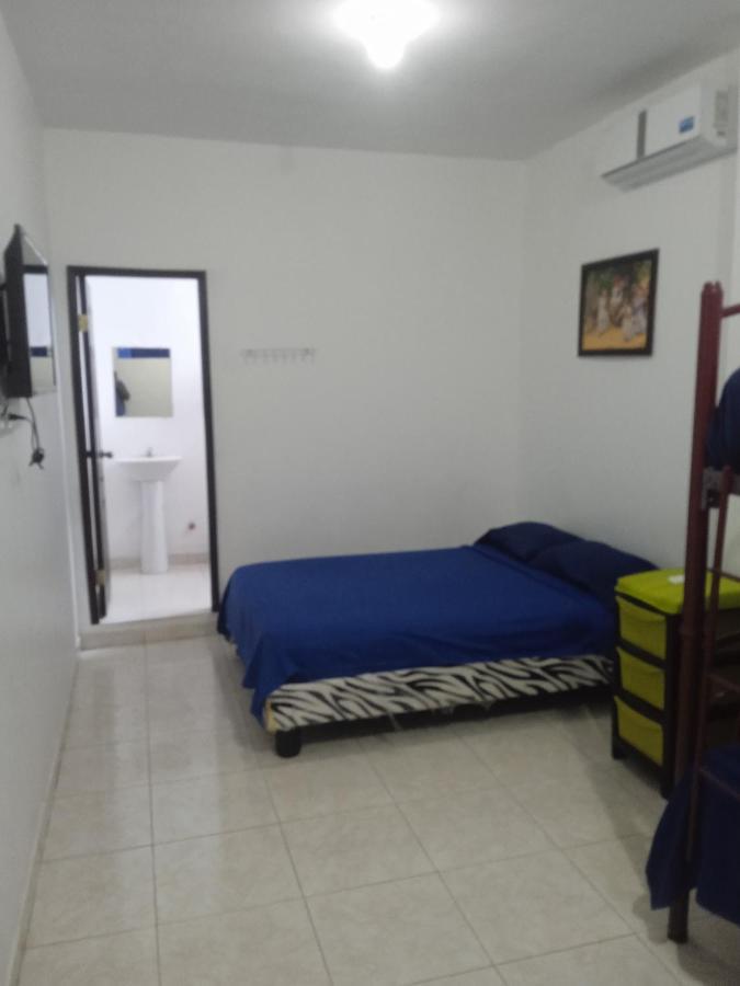 مانتا Hostal Playa Imperial المظهر الخارجي الصورة
